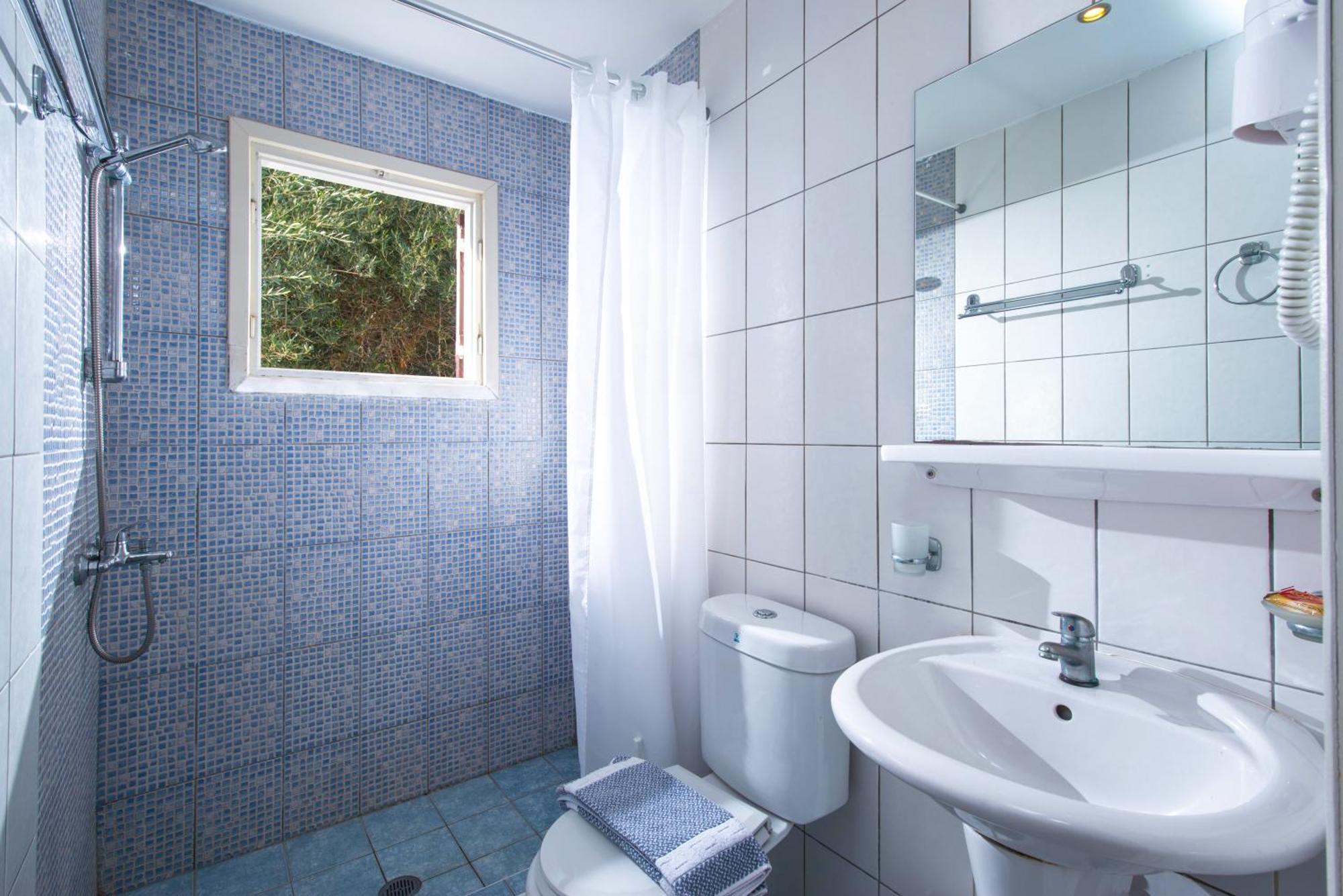 Primavera Beach Hotel Studios & Apartments Malia  Exterior photo